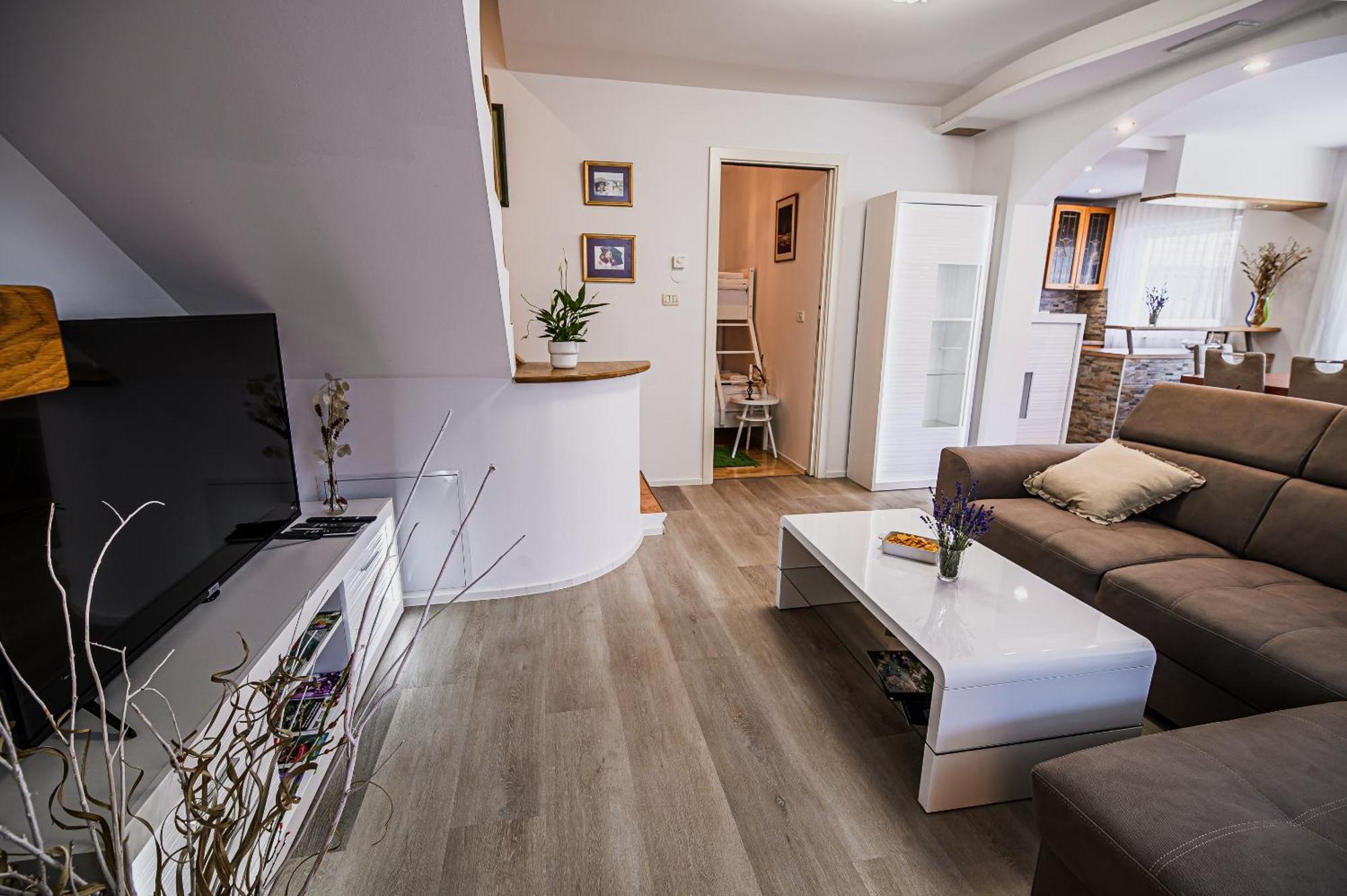 Apartments 888 بوويتش المظهر الخارجي الصورة
