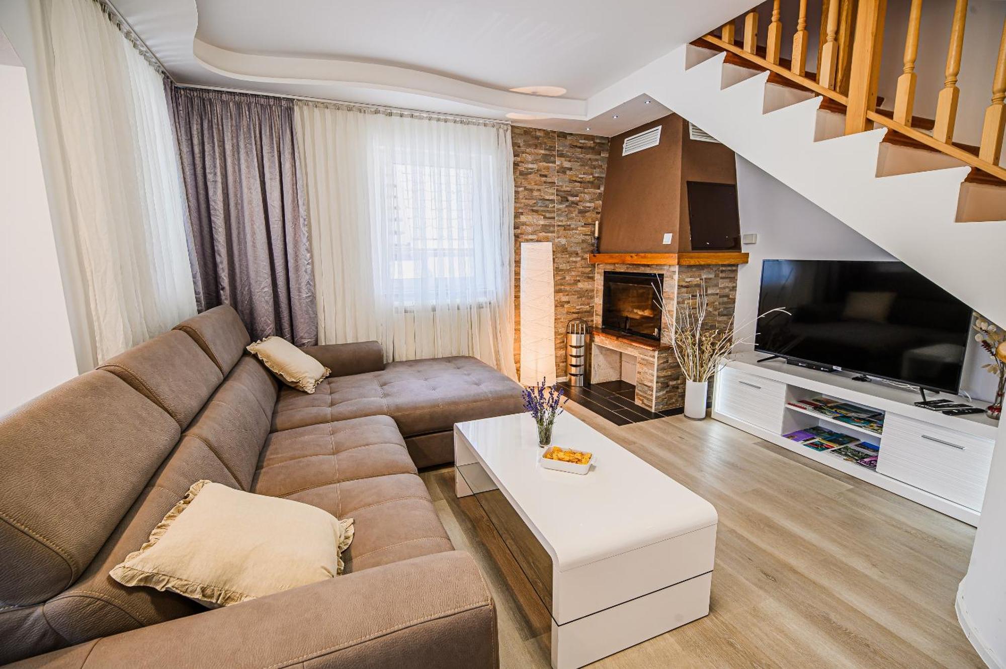 Apartments 888 بوويتش المظهر الخارجي الصورة